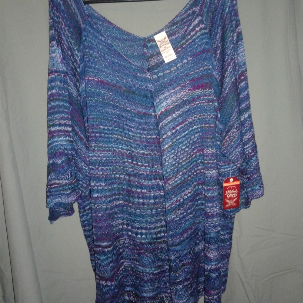 26/28w cold shoulder sweater